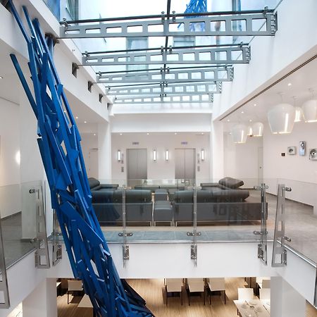 Hotel Aqua By Happyculture Saint-Gilles Luaran gambar