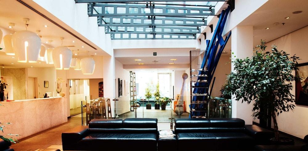 Hotel Aqua By Happyculture Saint-Gilles Luaran gambar