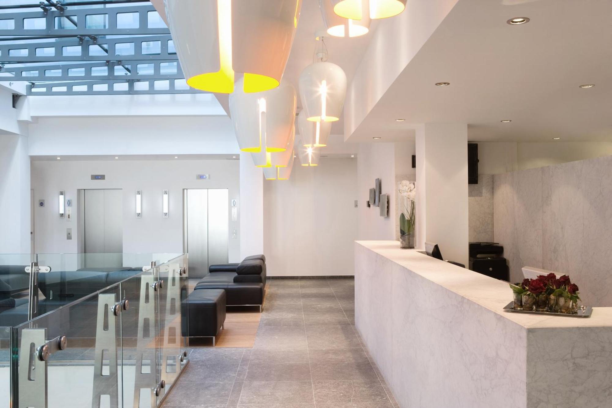 Hotel Aqua By Happyculture Saint-Gilles Luaran gambar